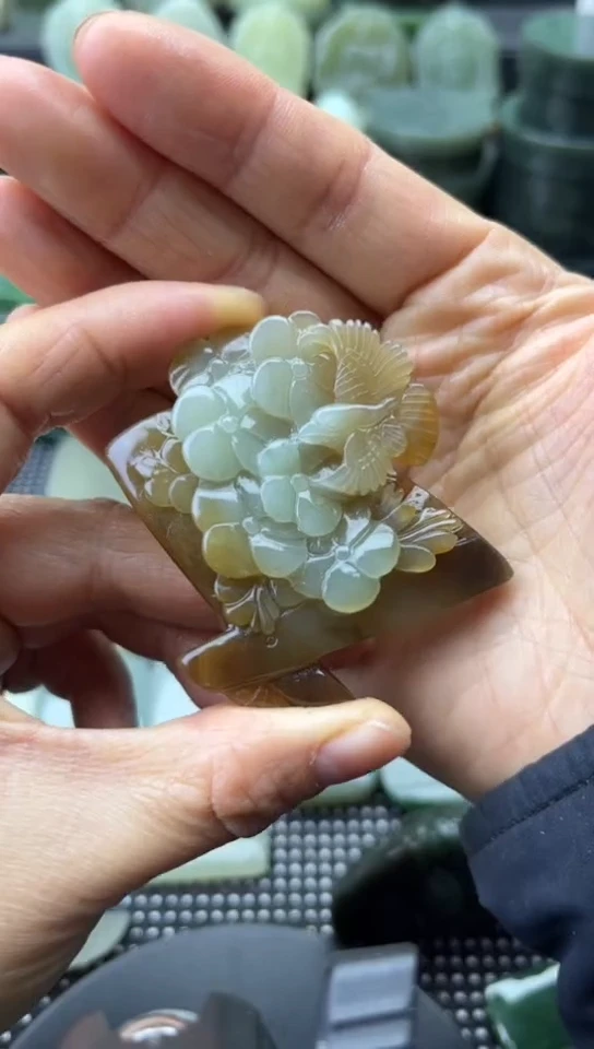 未镶嵌和田玉珠宝半成品挂件