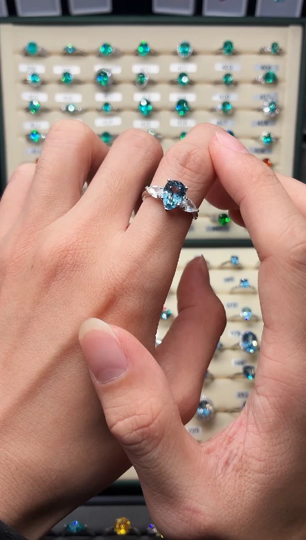 银S925镶嵌戒指海蓝宝石1888