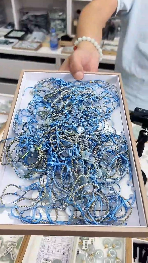 未镶嵌手绳翡翠天然A货翡翠平安扣手绳（多样性发一）