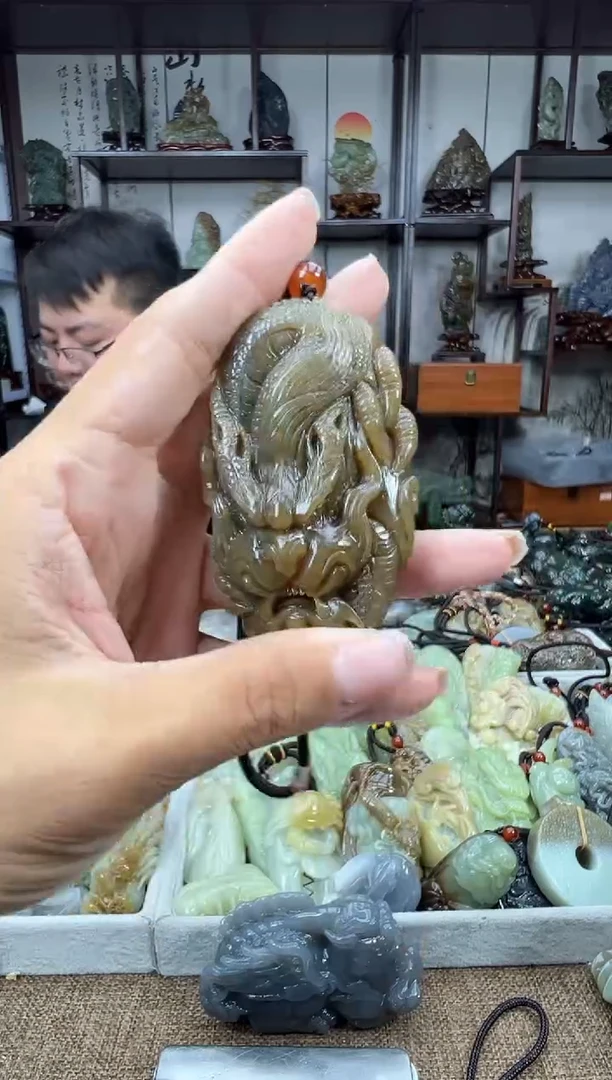 未镶嵌和田玉把件1