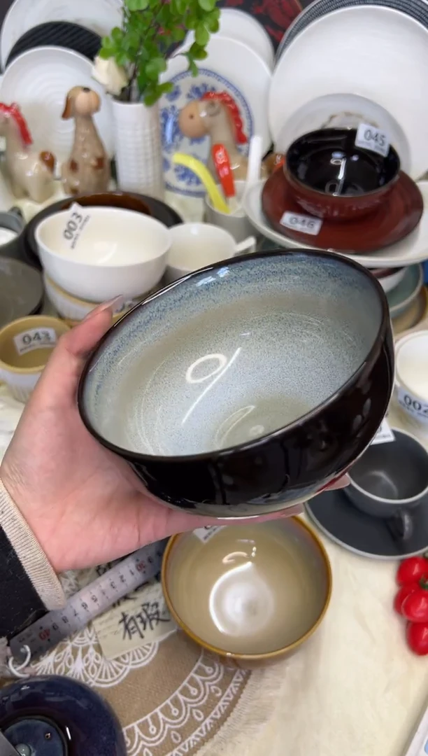 新骨瓷049瑕疵 麟彩浅蓝 5,75寸碗