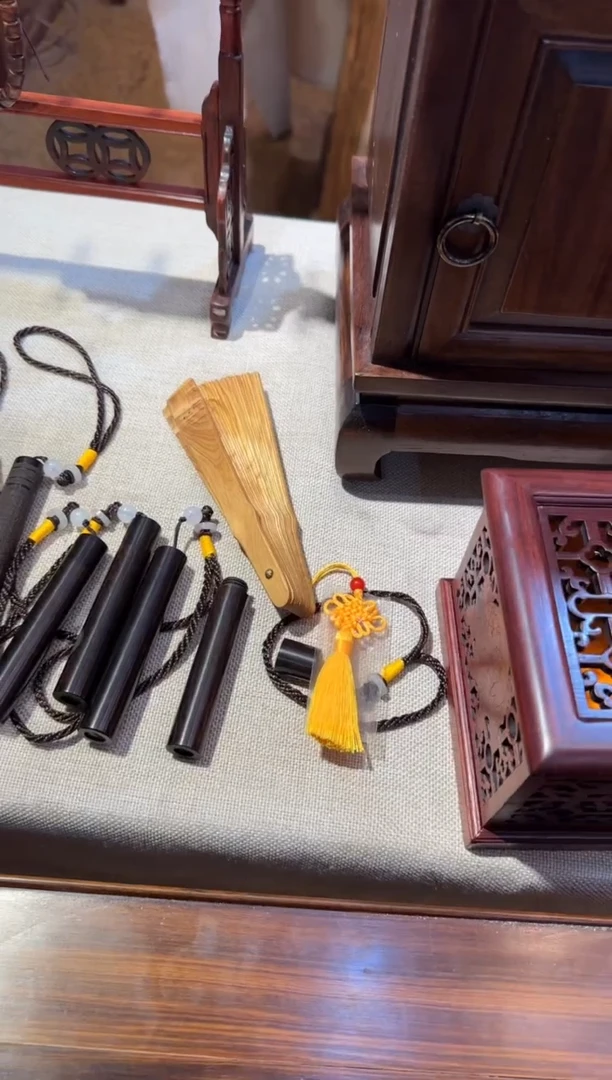 木崖柏木  扇子 摆件