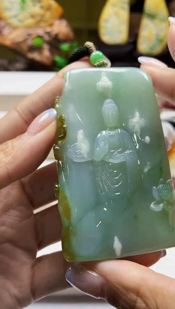 颈饰未镶嵌翡翠翡翠A货