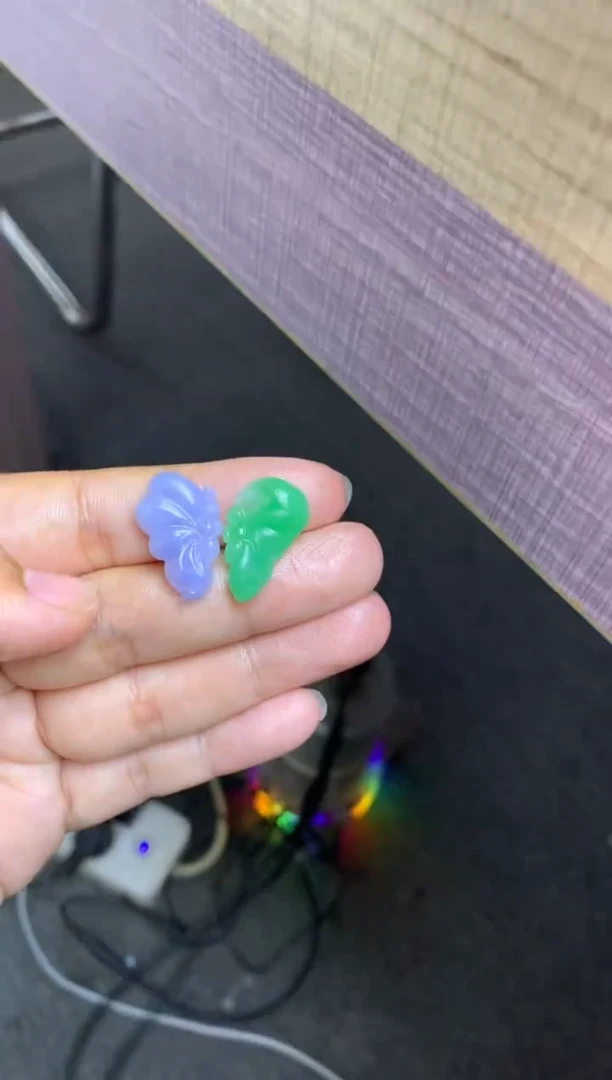 定制翡翠未镶嵌毛货