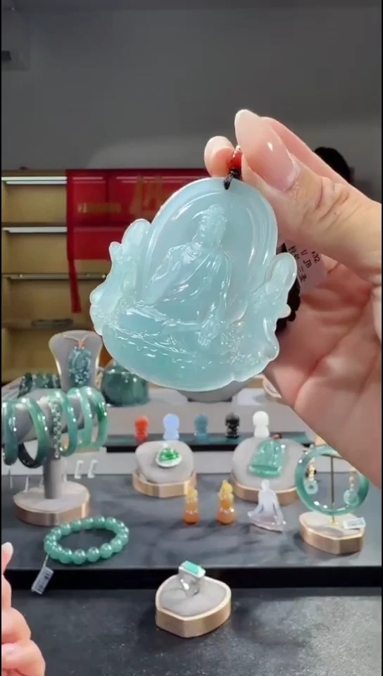 吊坠(不含链)未镶嵌翡翠三圣