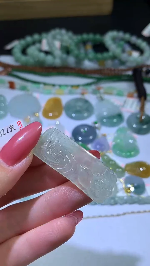 颈饰未镶嵌翡翠ZX018792