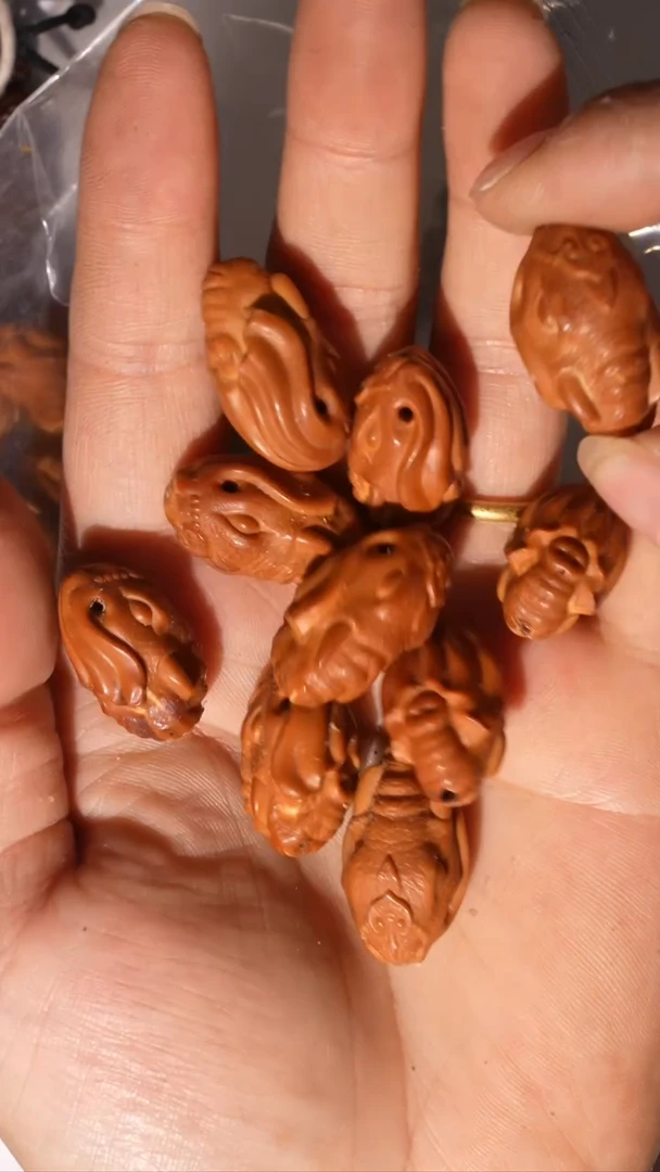 橄榄核把件橄榄核雕刻象神三通2颗