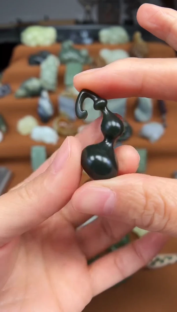 【闪购商品】和田玉颈饰未镶嵌葫芦