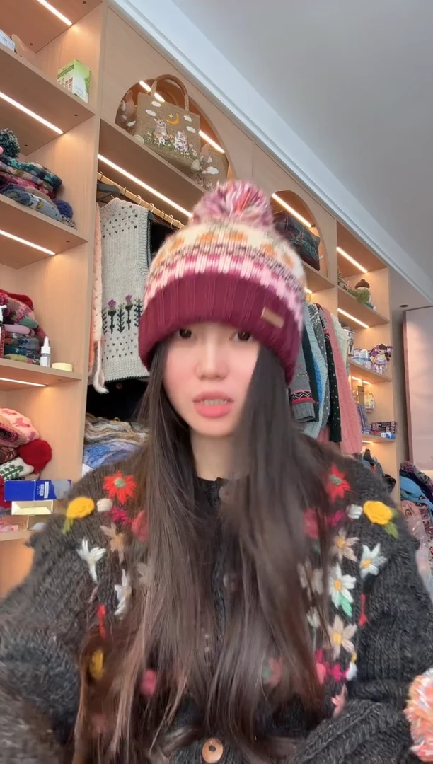 羊毛美利奴粉紫樱桃帽