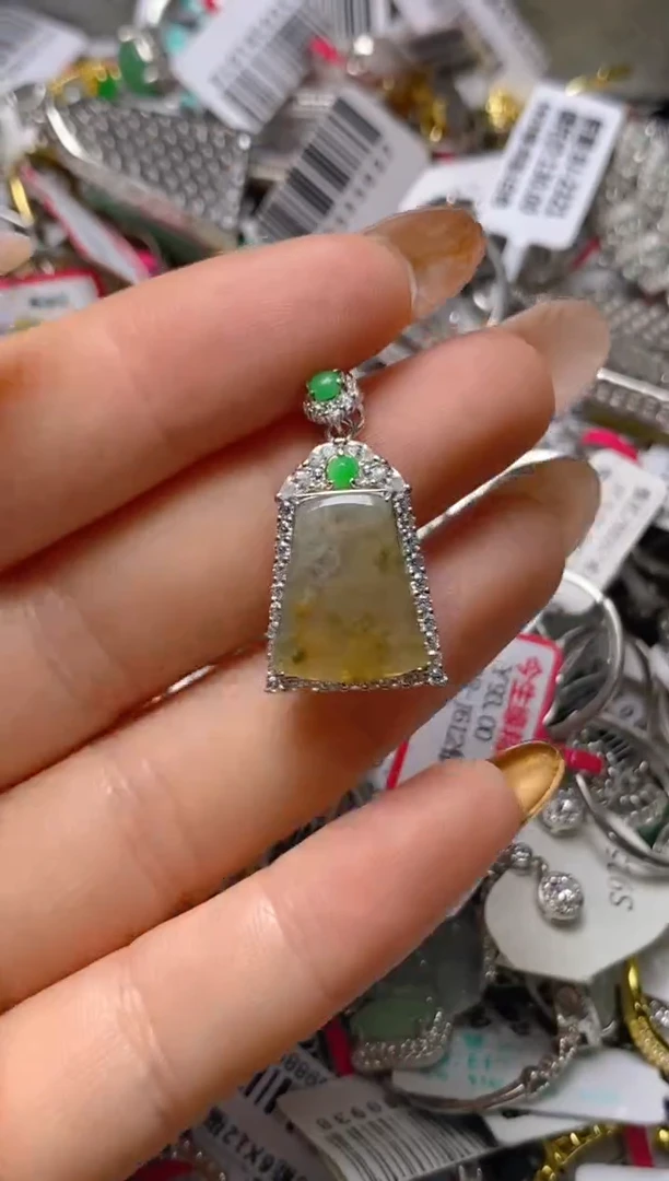 银S925镶嵌戒指翡翠百内无证书