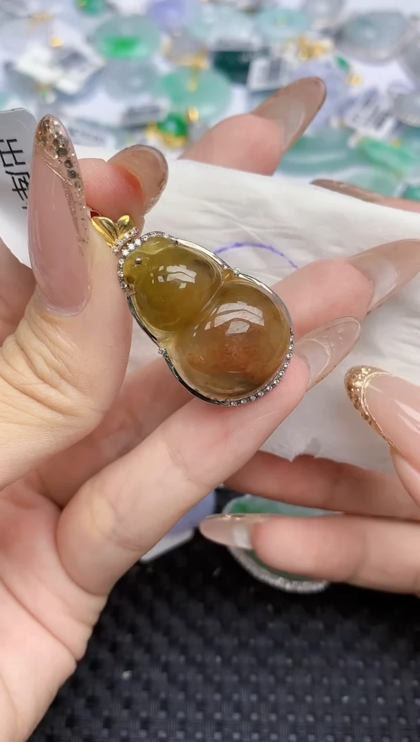 颈饰18K金镶嵌翡翠182   天然翡翠A货  百元以上9米证书费自理