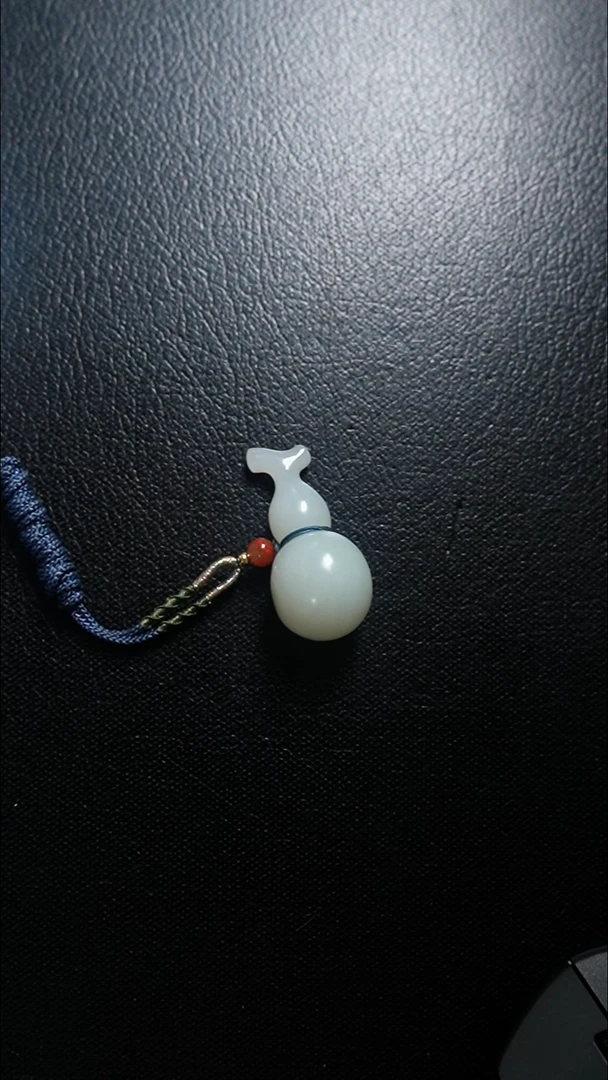 颈饰未镶嵌和田玉葫芦