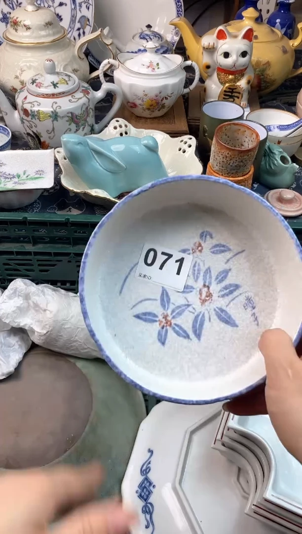 瓷片脆**瞧[○･｀Д´･ ○][○･｀Д´･ ○]