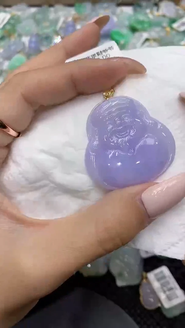 颈饰18K金镶嵌翡翠111111111111