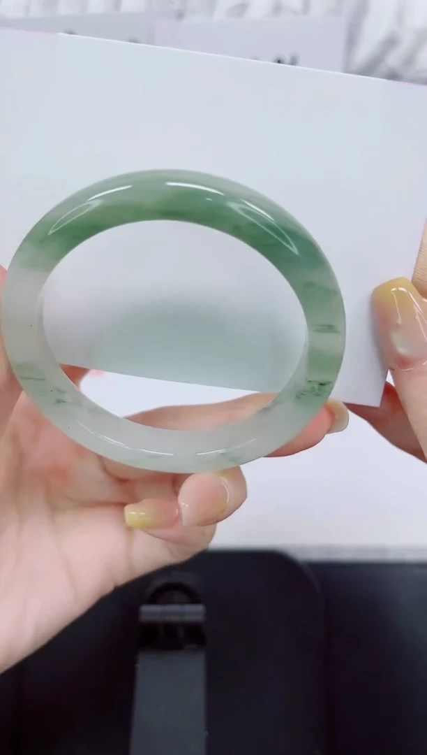 石英质玉手镯未镶嵌282