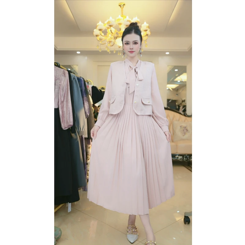 粉色小香风马甲套装女2024新款韩版温柔风百褶连衣裙两件套潮9105