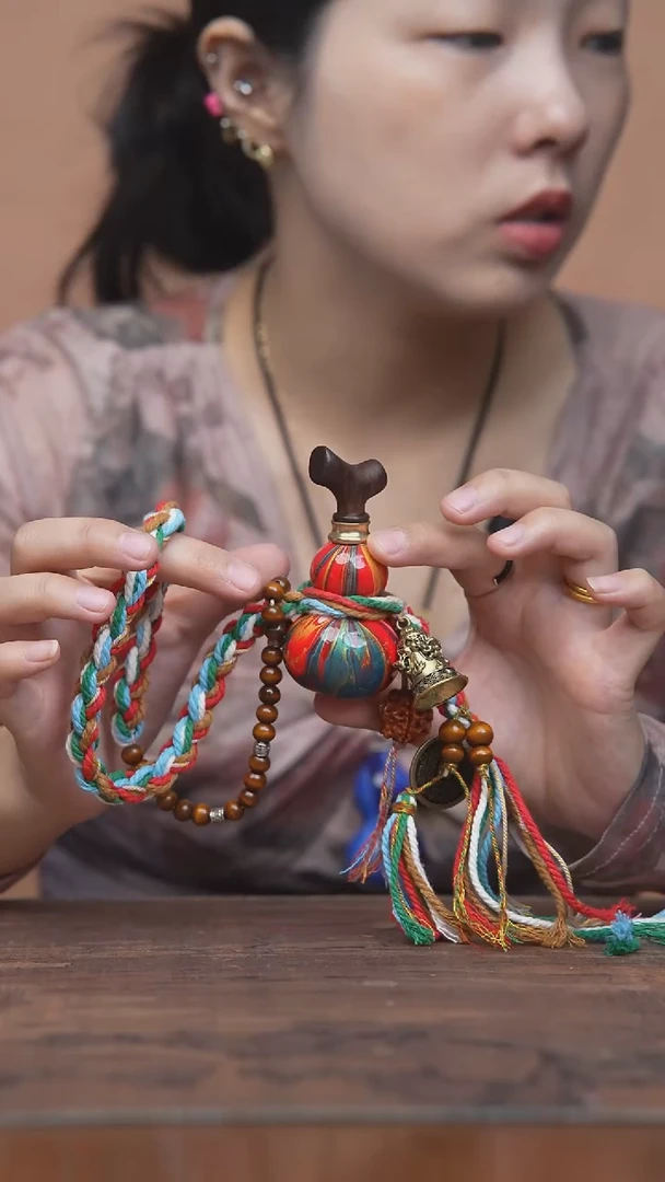 454号--藏绳开口小葫芦挂件