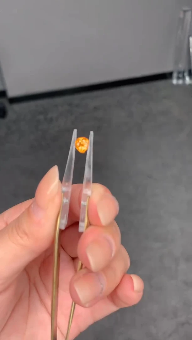 【闪购商品】石榴石（芬达石）裸石未镶嵌1.2ct芬达