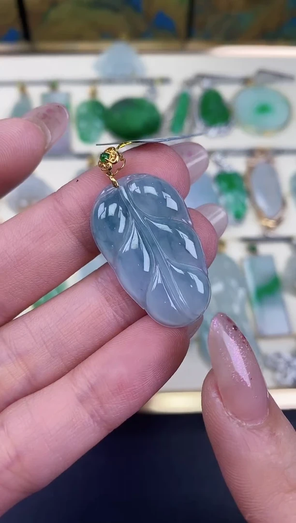 吊坠(不含链)18K金镶嵌翡翠叶子18K金扣镶嵌@@CMT1582-2