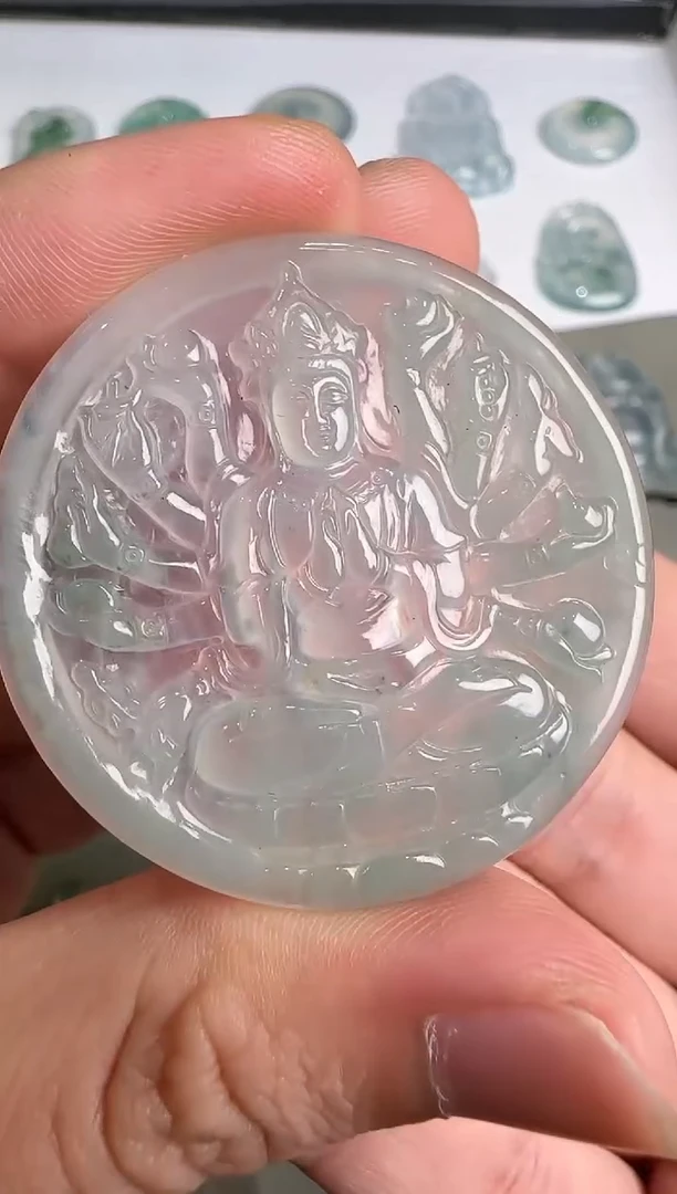 翡翠未镶嵌吊坠(不含链)千手