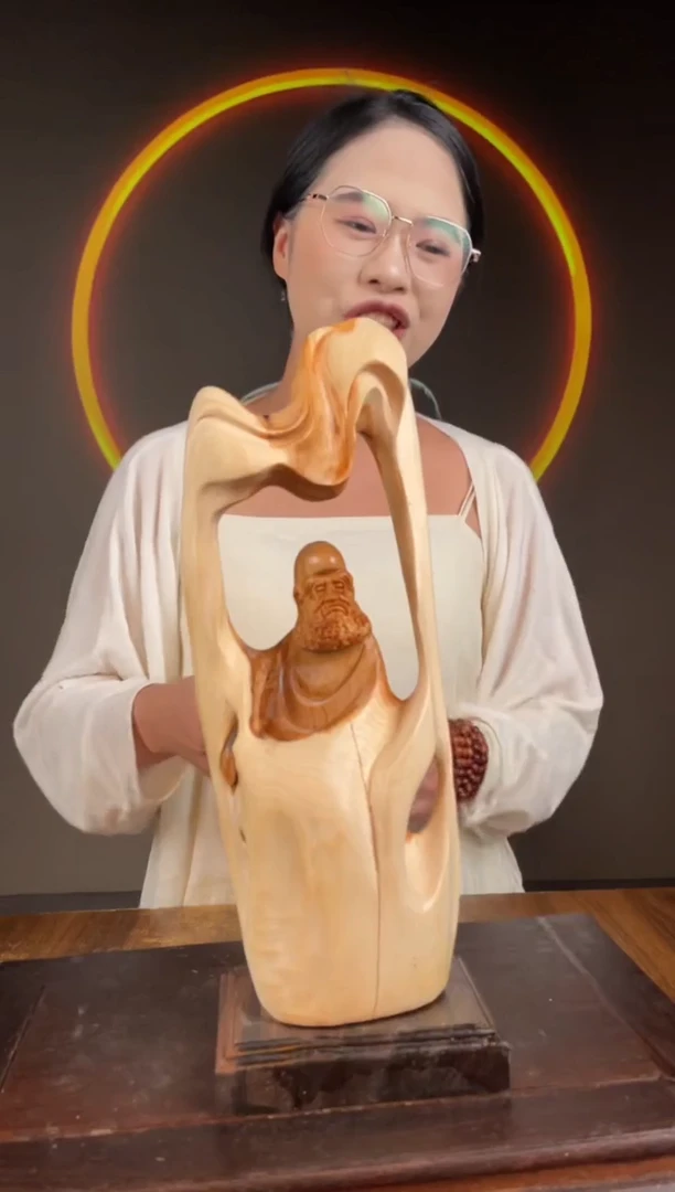 柏木（崖柏）手工摆件,先抢先得! 编号:124