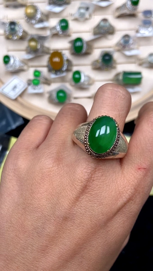 未镶嵌定制翡翠39天然缅甸A货翡翠蛋面