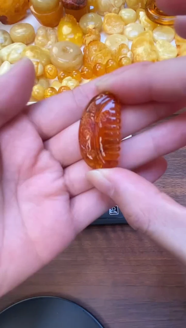 裸石琥珀未镶嵌天然琥珀蜜蜡