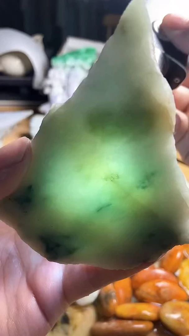 翡翠未镶嵌颈饰天然翡翠A货