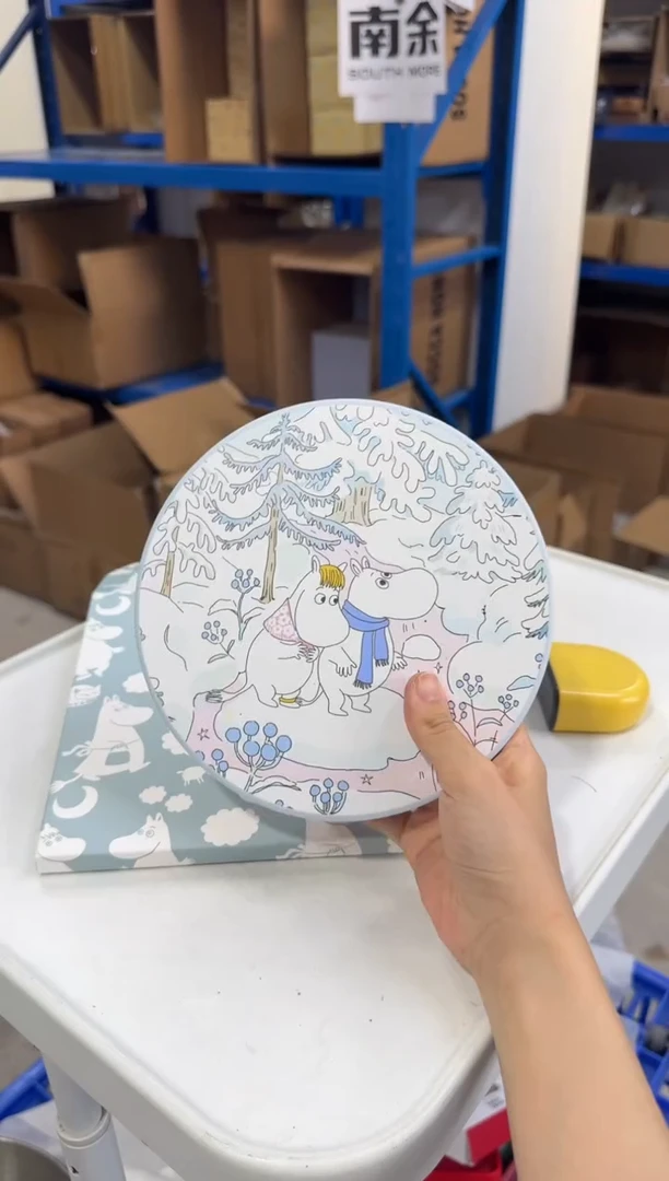 瓷片姆明陶瓷锅垫17.8cm（冬雪）