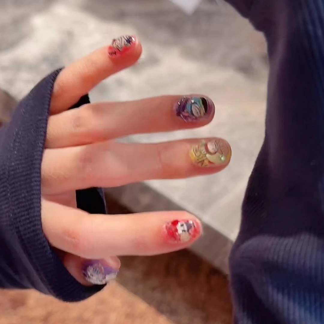 【彩布】全华钻彩色多巴胺马卡龙色潮玩款可爱小短甲美甲穿戴甲