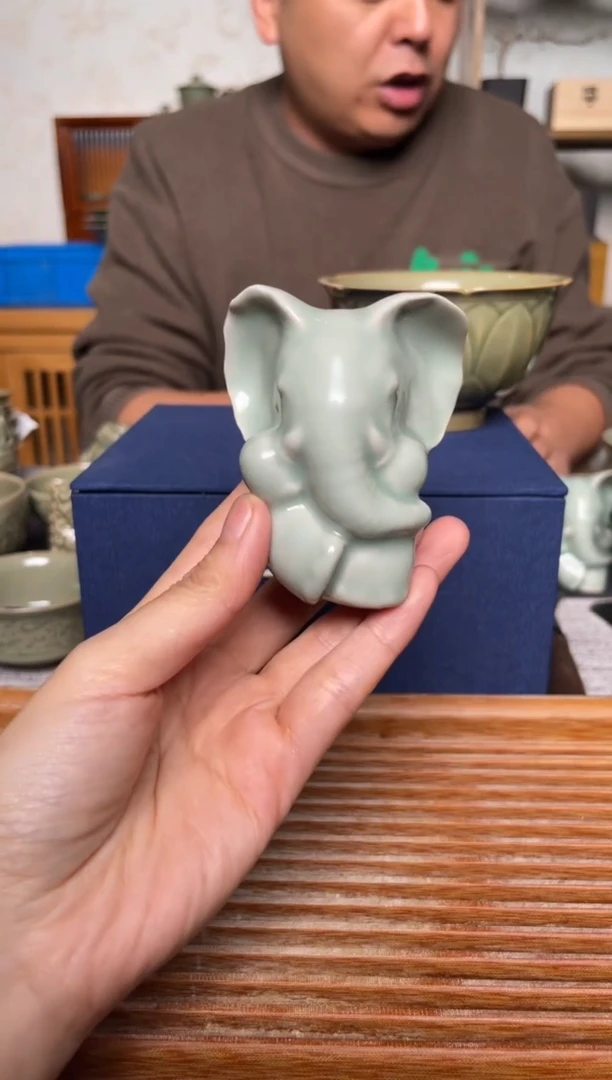 【闪购商品】其他耀州窑茶宠月白釉大象