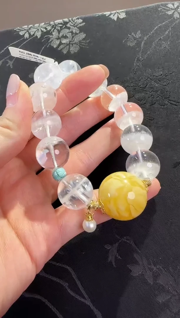 18K金镶嵌手串水晶珠宝原创直播间