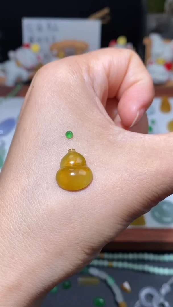 未镶嵌定制翡翠葫芦