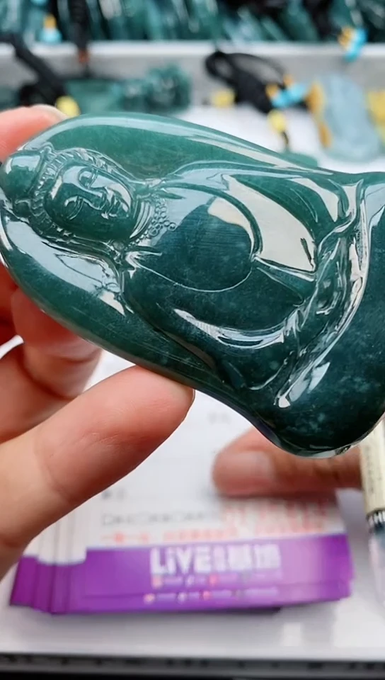 【闪购商品】翡翠颈饰未镶嵌