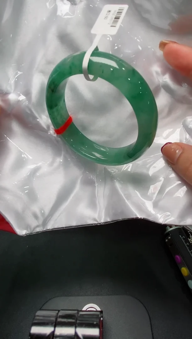 【闪购商品】石英质玉手镯未镶嵌天然飘花非洲翠（独龙玉）11