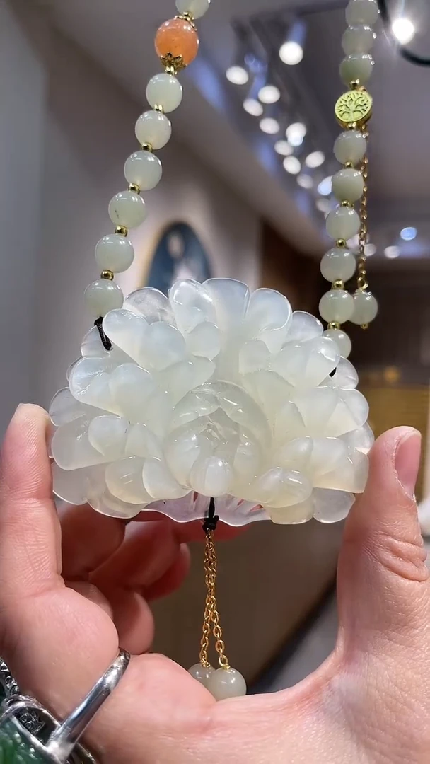 【闪购商品】岫玉颈饰未镶嵌吊坠