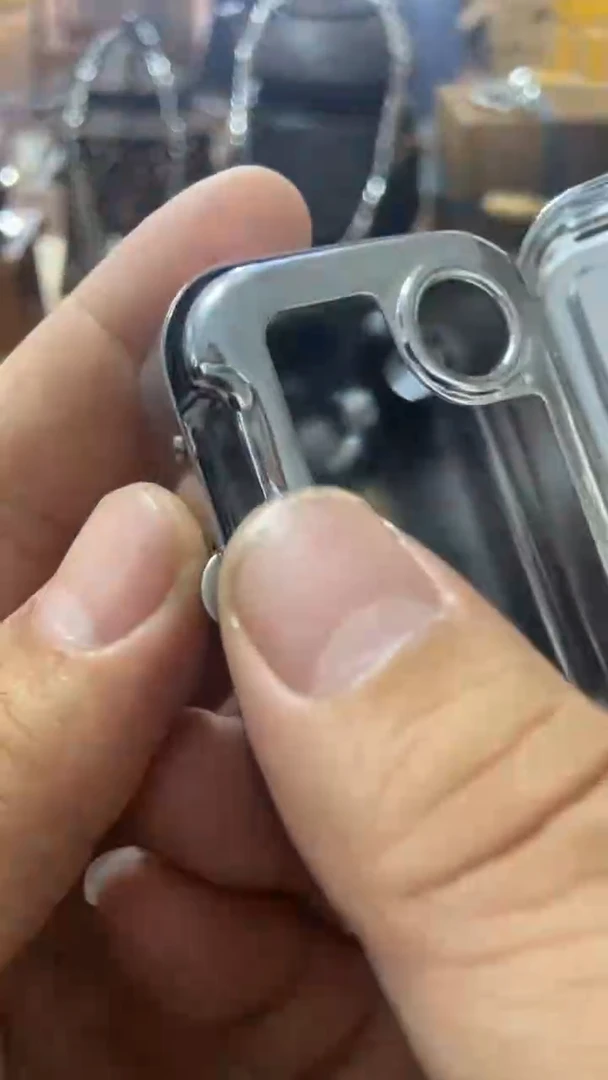 瓷片闪购商品  如图所示