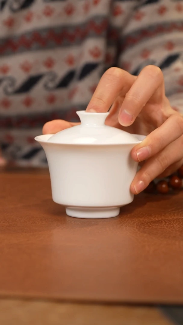 【闪购商品】杯景德镇马蹄盖碗