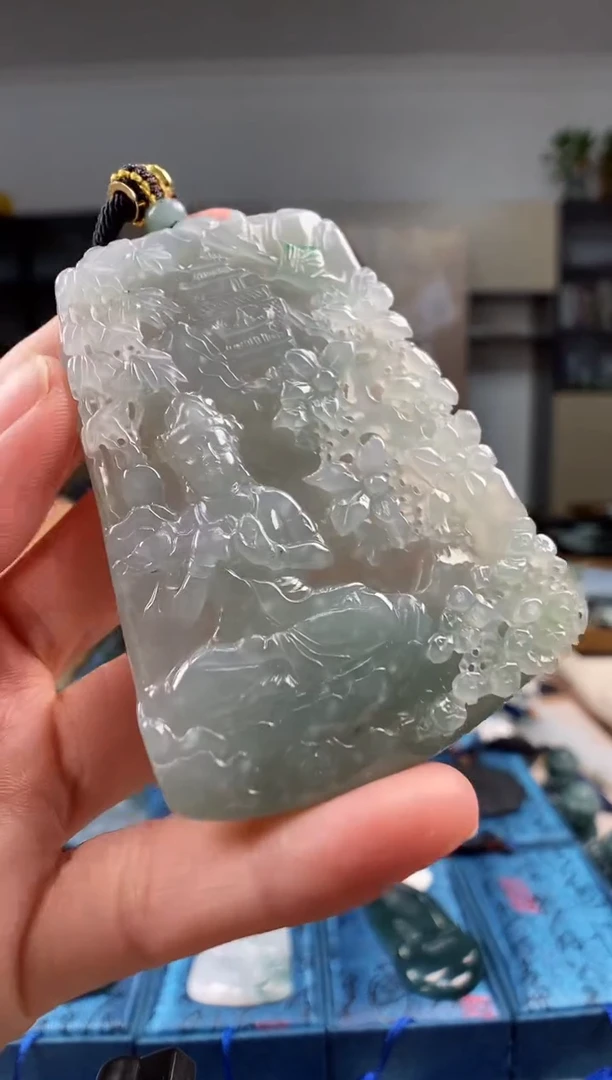 颈饰未镶嵌翡翠多样性发其一