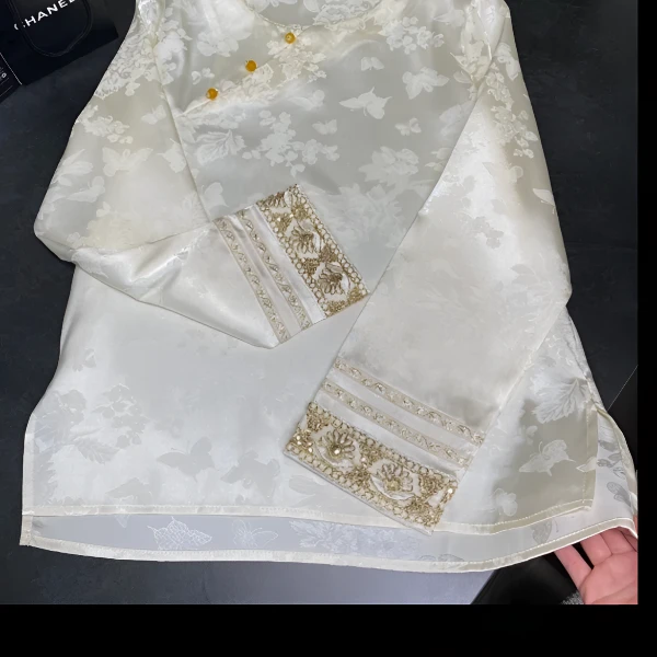 【百媚生】25早春新款圆领衬衣百搭显瘦长袖时尚休闲女士衬衫