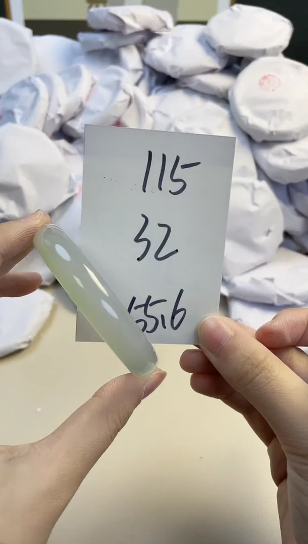 【闪购商品】玛瑙/玉髓手镯未镶嵌115