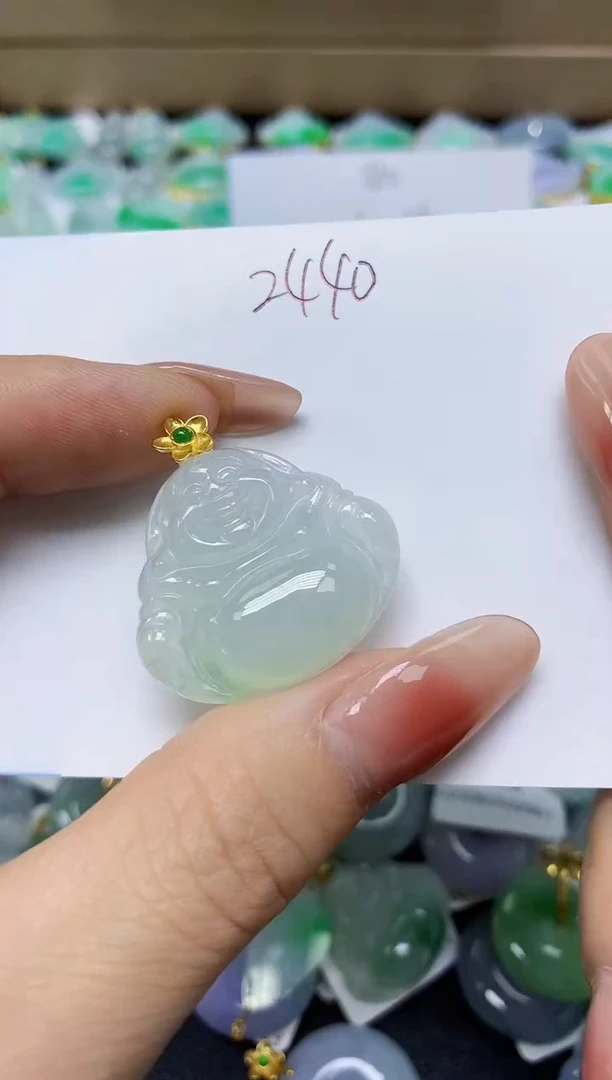 翡翠未镶嵌颈饰 天然缅甸翡翠A货