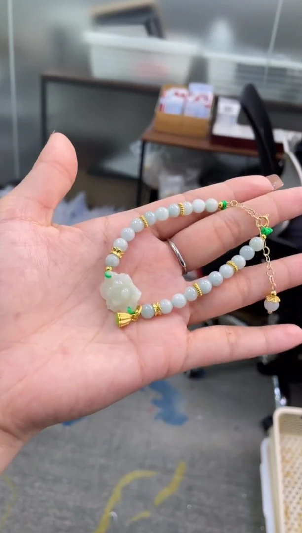 未镶嵌手串翡翠莲花手串     多样性发货发一件