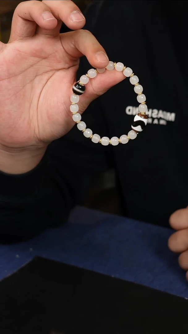 未镶嵌手串和田玉8+