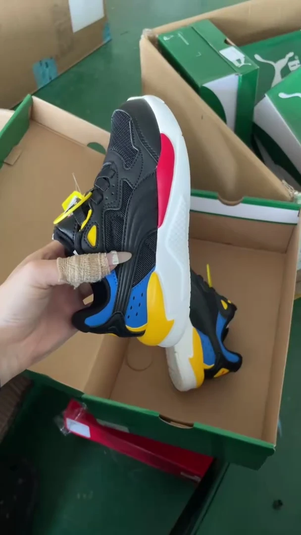 彪马时尚休闲运动鞋29M   J233