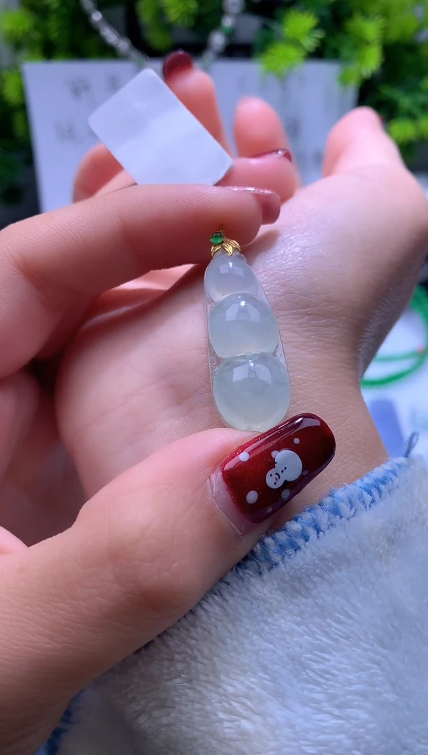 颈饰18K金镶嵌翡翠净货