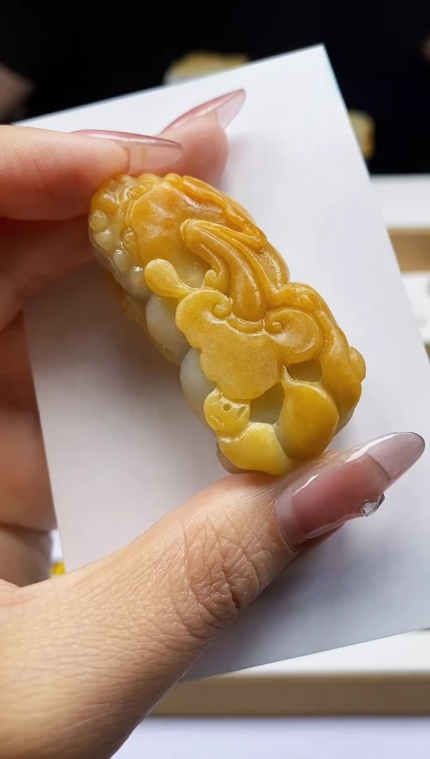 翡翠未镶嵌颈饰翡翠A货
