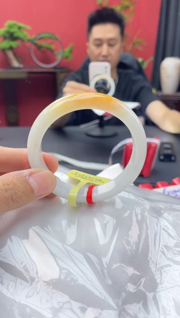 未镶嵌手镯翡翠7