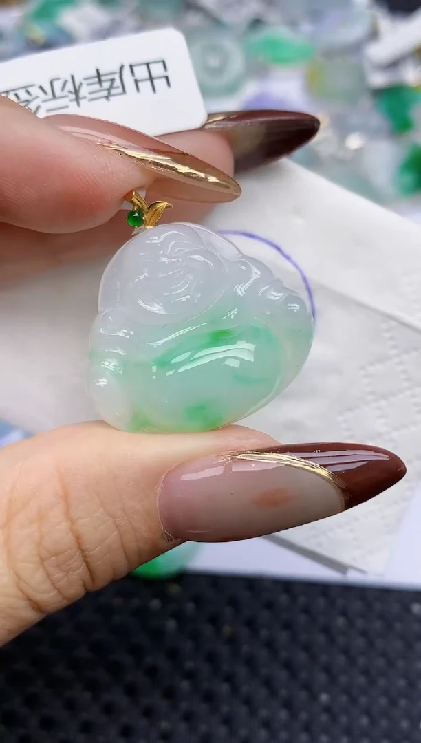 颈饰18K金镶嵌翡翠53   天然翡翠A货  百元以上9米证书费自理