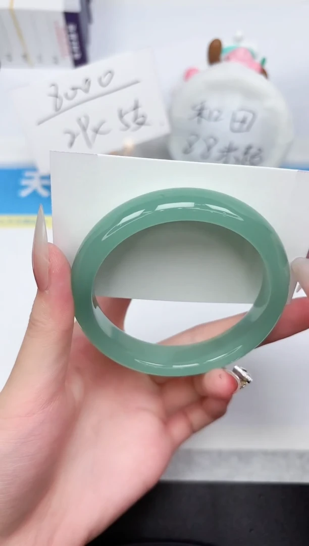 石英质玉手镯未镶嵌56-61